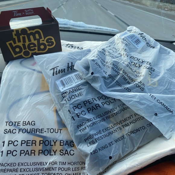 BRAND NEW TIM BIEBS FANNY PACK - Picture 2 of 2